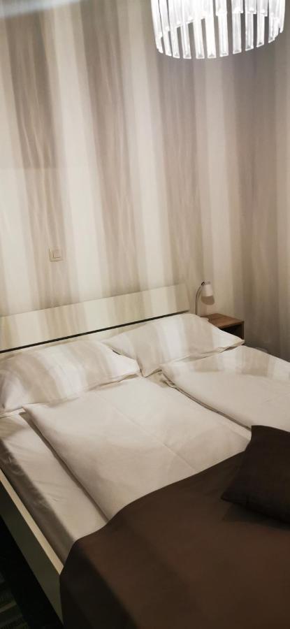 Zadar Street Apartments And Room ภายนอก รูปภาพ
