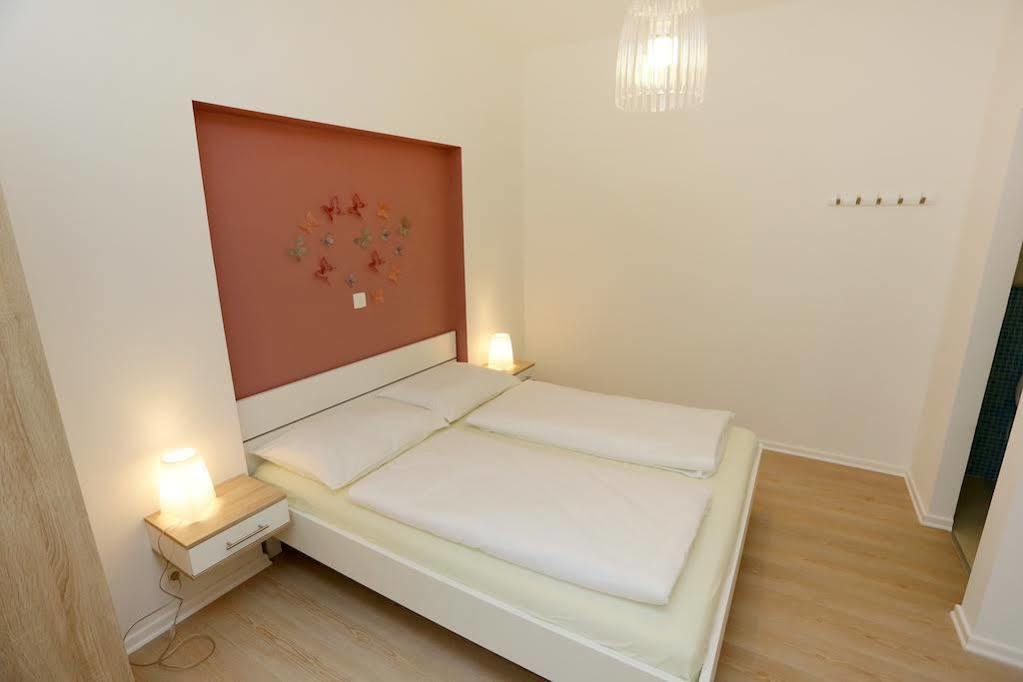 Zadar Street Apartments And Room ภายนอก รูปภาพ